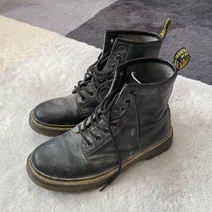 Combat boots